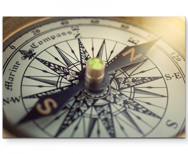 Antiker Kompass, Großaufnahme - Leinwandbild