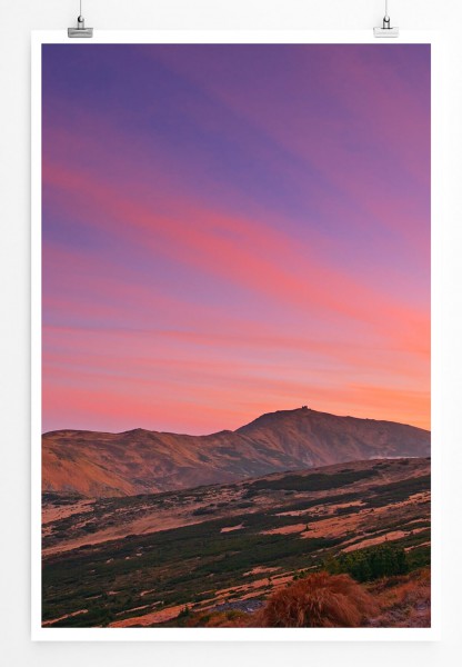 60x90cm Landschaftsfotografie Poster Oranger Himmel über dem Gebirge