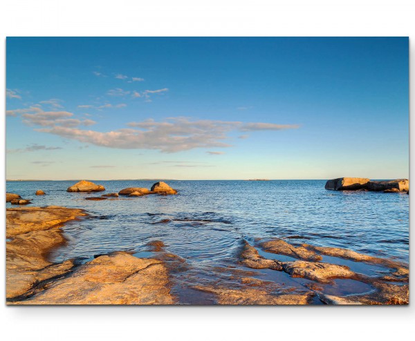 Landschaftsfotografie  Steiniger Strand am baltischen Meer - Leinwandbild