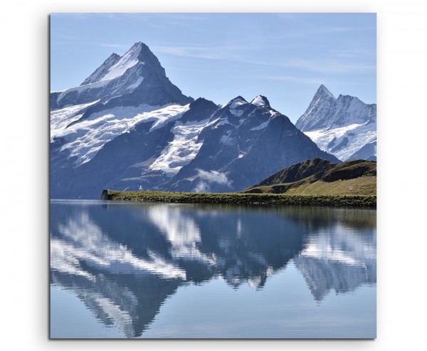 Landschaftsfotografie – See mit Gebirge, Schweiz auf Leinwand