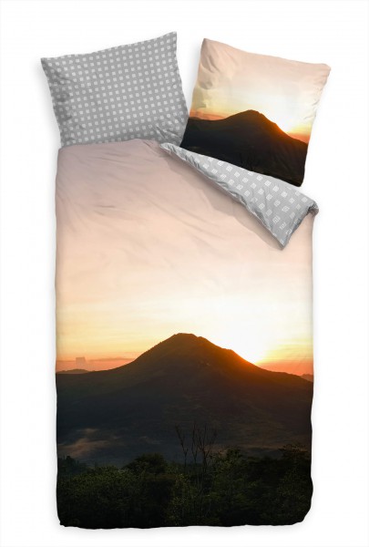 Landschaft Vulkan Sonneuntergang Bettwäsche Set 135x200 cm + 80x80cm Atmungsaktiv