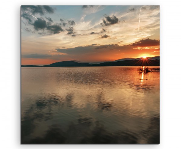 Landschaftsfotografie – Sonnenaufgang am Zhrebchevo Damm, Bulgarien auf Leinwand