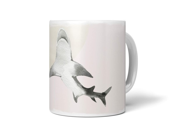 Dekorative Tasse mit schönem Motiv Weißer Hai Wasserfarben Aquarell Beige Pastellton