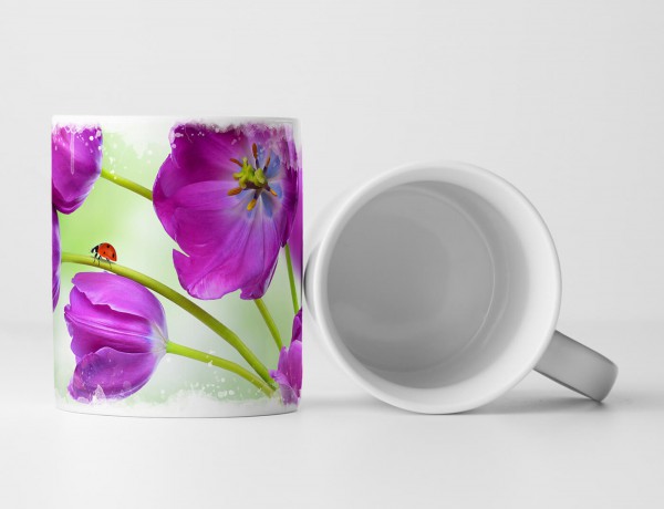 Tasse Geschenk Naturfotografie – Lila Tulpen mit Schmetterling 