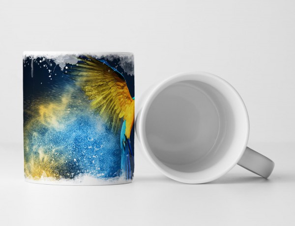 Tasse Geschenk Tierfotografie – Fliegender Ara mit Farbexplosion 
