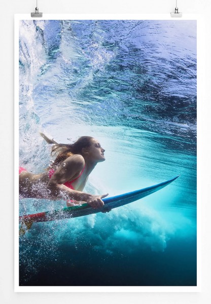 Surferin unter Wasser 60x90cm Poster