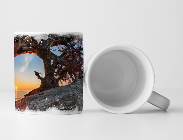 Tasse Geschenk Naturfotografie – Treibholz am Strand bei Sonnenaufgang