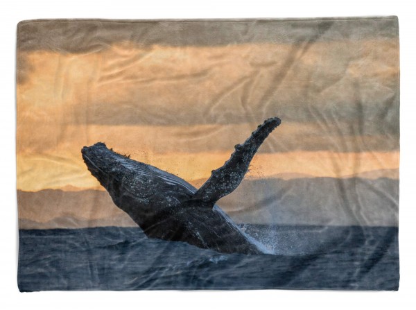 Handtuch Strandhandtuch Saunatuch Kuscheldecke mit Tiermotiv Buckelwal Sprung