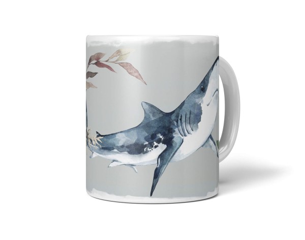 Dekorative Tasse mit schönem Motiv weißer Hai unter Wasser Pflanzen Aquarell Wasserfarben