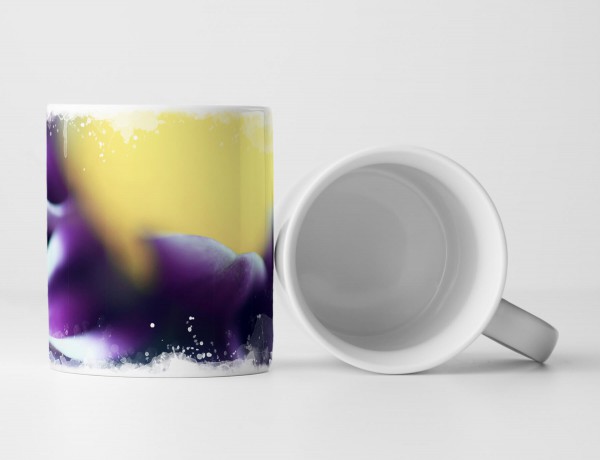 Tasse Geschenk Macrofotografie einer lila Blüte 